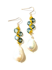 Baroque Pearl Earrings - Color Options