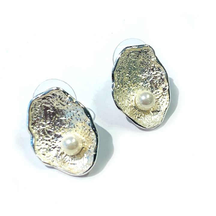 Italian Oyster Earrings